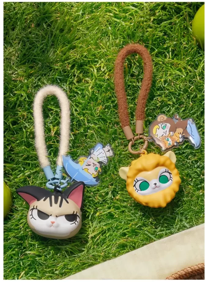 Baby Molly & Baby Tabby Series-Pinch Pendant Blind Box Baby Molly & Baby Tabby Series-Pinch Pendant Blind Box