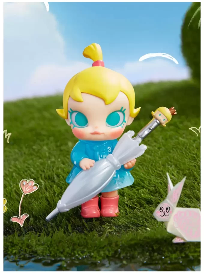 Baby Molly Funny Raining Day Figure