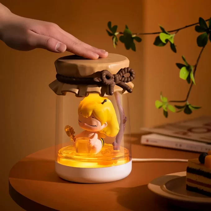 HONEY BEEDY Jar Light Figurine