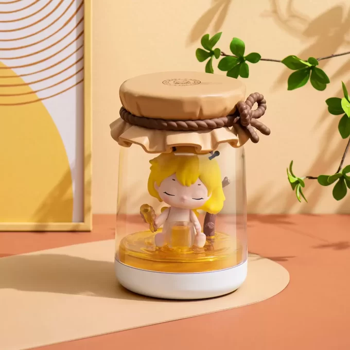 HONEY BEEDY Jar Light Figurine
