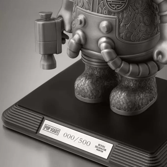 MEGA SPACE MOLLY 400% Royal Selangor