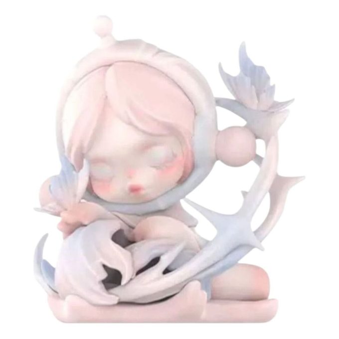 Skullpanda The Paradox Figures “Spin a Cocoon”