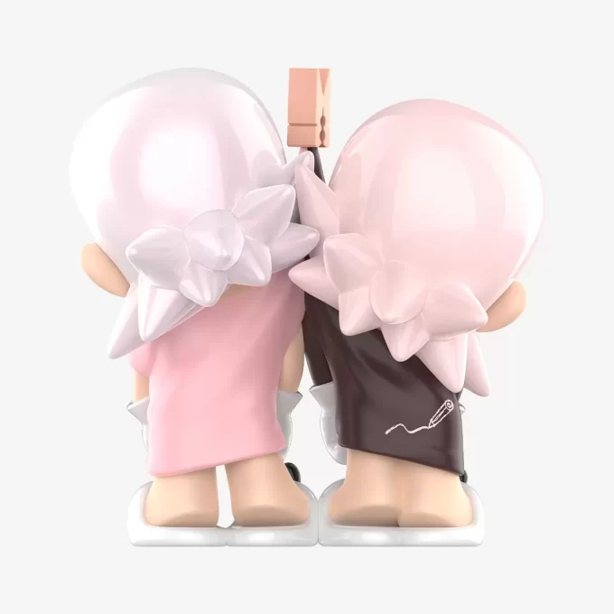 Zsiga Romantic Greetings Figurine